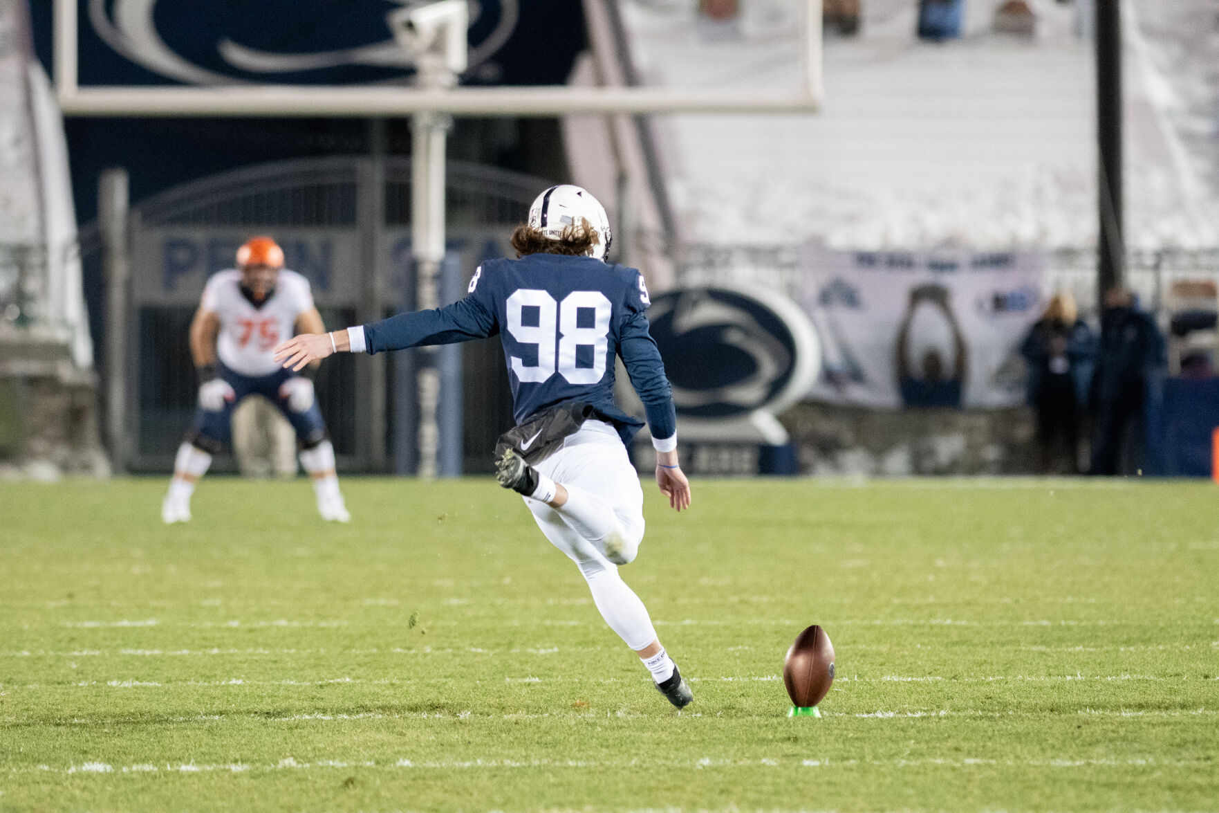 Penn State football vs. Illinois, Jordan Stout (98) kicks off